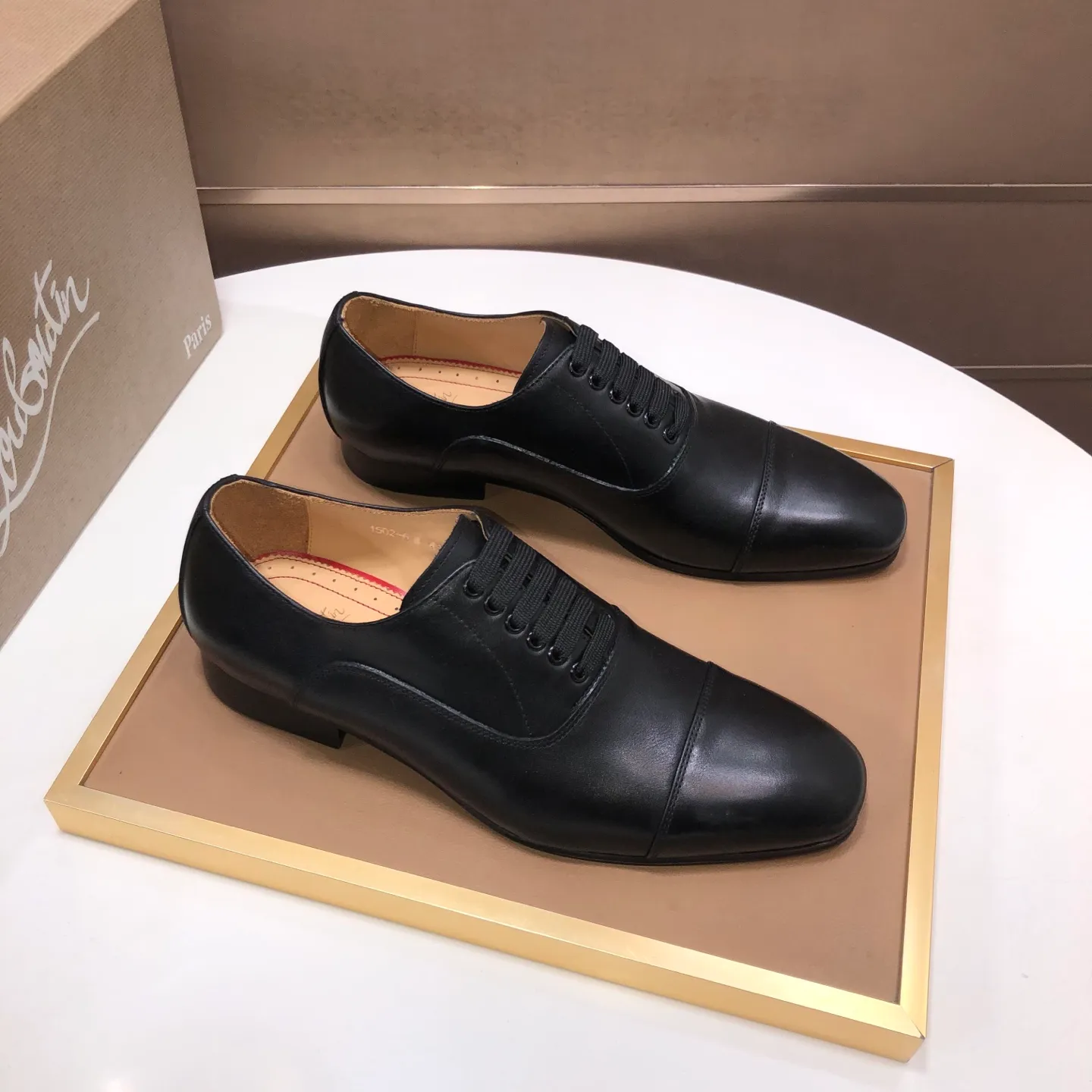 Men's shoes 💰620💰 [Chrstian Loubotin] Red-soled shoes 💋Original mold opening, the highest version on the market, purely handmade ❗️Imported rivets, imported high-end diamonds ➕The upper is made of imported cowhide, and the first layer of water-dyed cowhide lining! Original EU high-gloss outsole.38-44